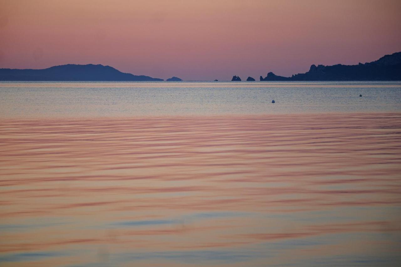 Appartamento L'Almanarre Hyères Esterno foto